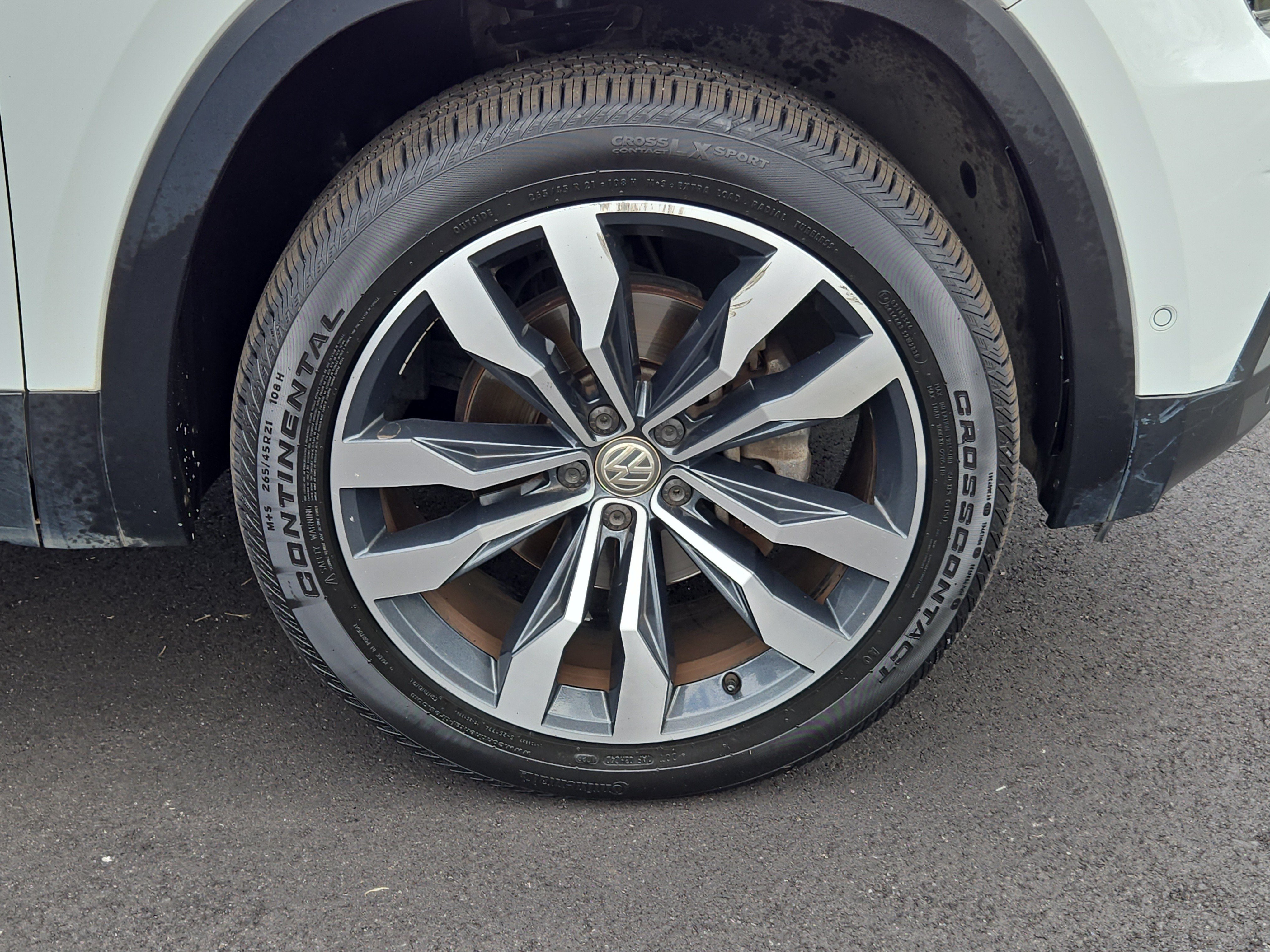 Used 2019 Volkswagen Atlas SEL Premium AWD/4WD image 6