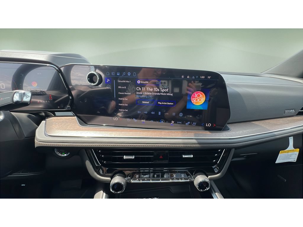 New 2026 Chevrolet Tahoe High Country AWD/4WD image 17