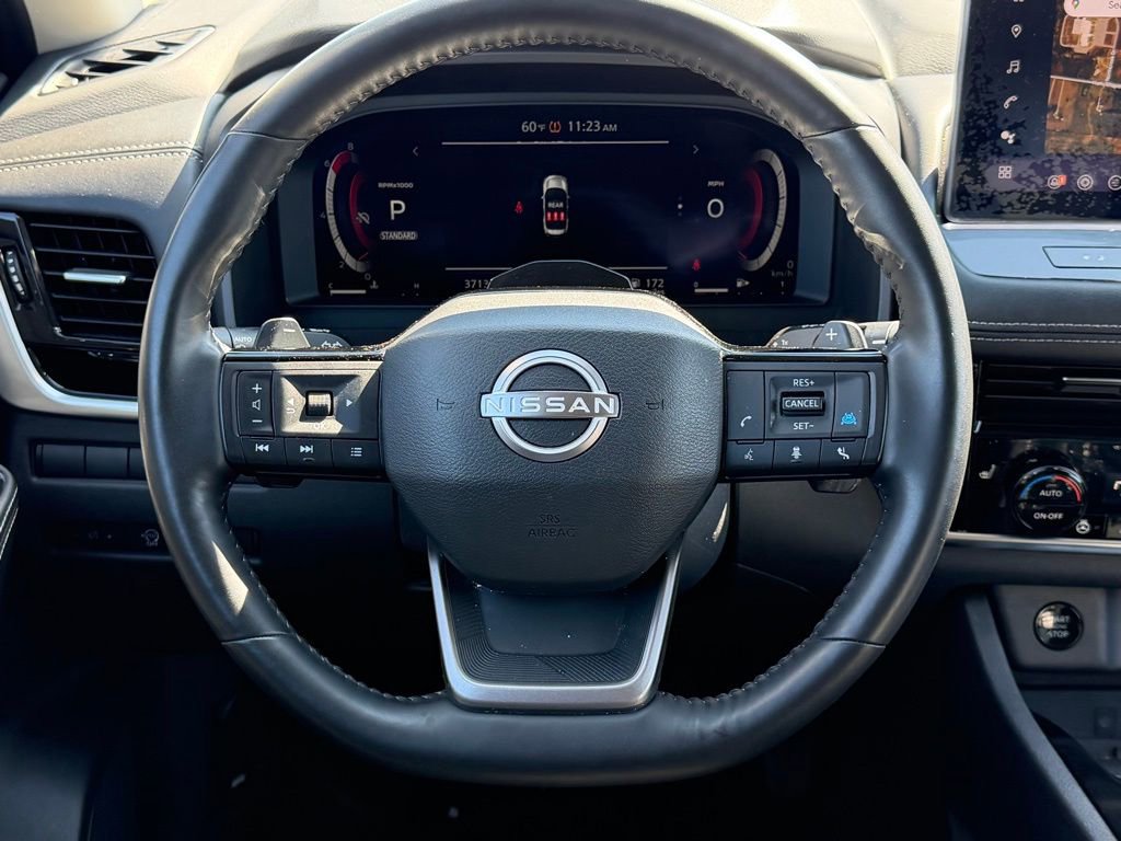 Used 2025 Nissan Rogue SL w/ Tech Package image 20