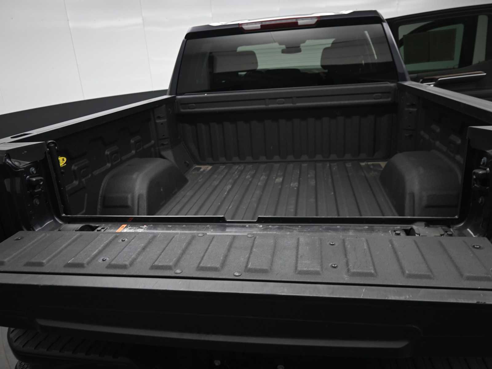 Used 2024 GMC Sierra 1500 Elevation image 13