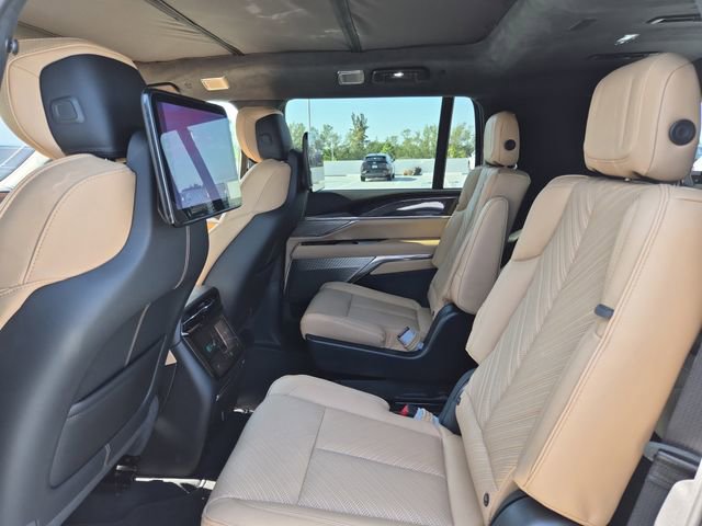 New 2026 Cadillac Escalade IQL Sport 2 w/ LPO, ONYX Package AWD/4WD image 18