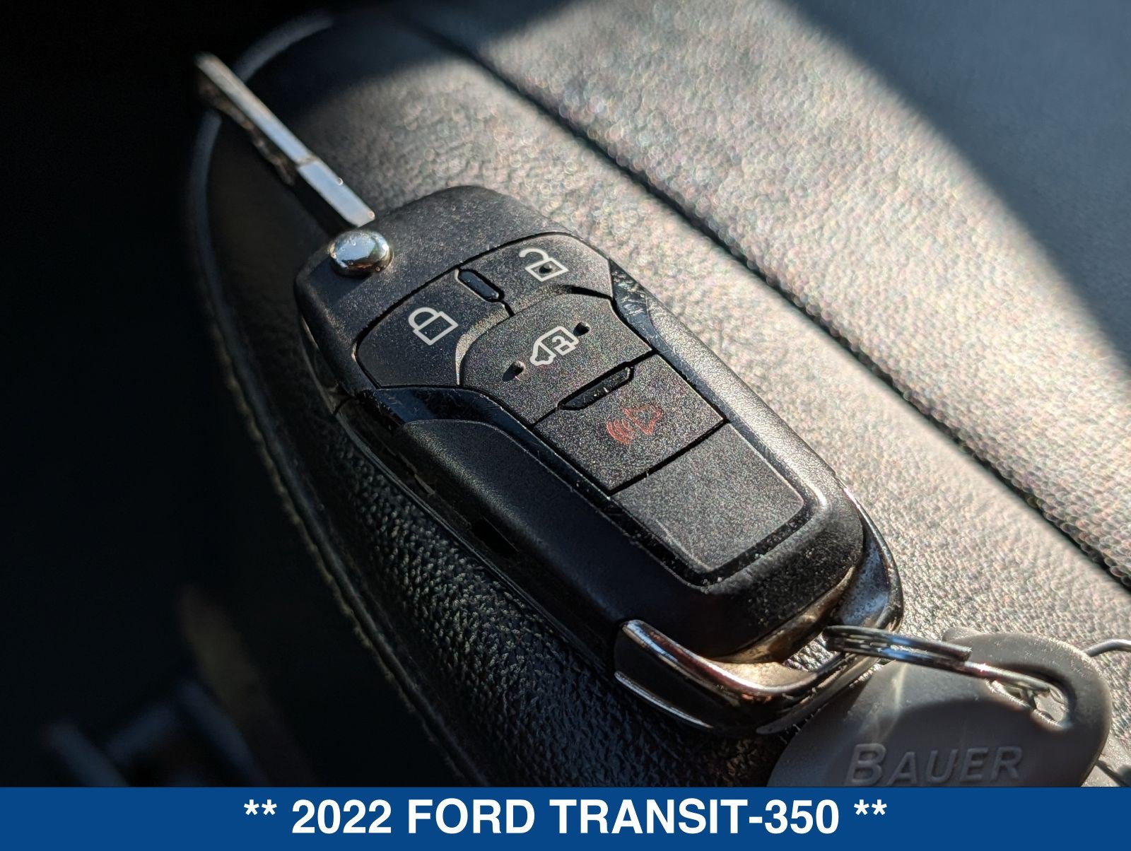 Used 2022 Ford Transit 350 DRW RWD image 30