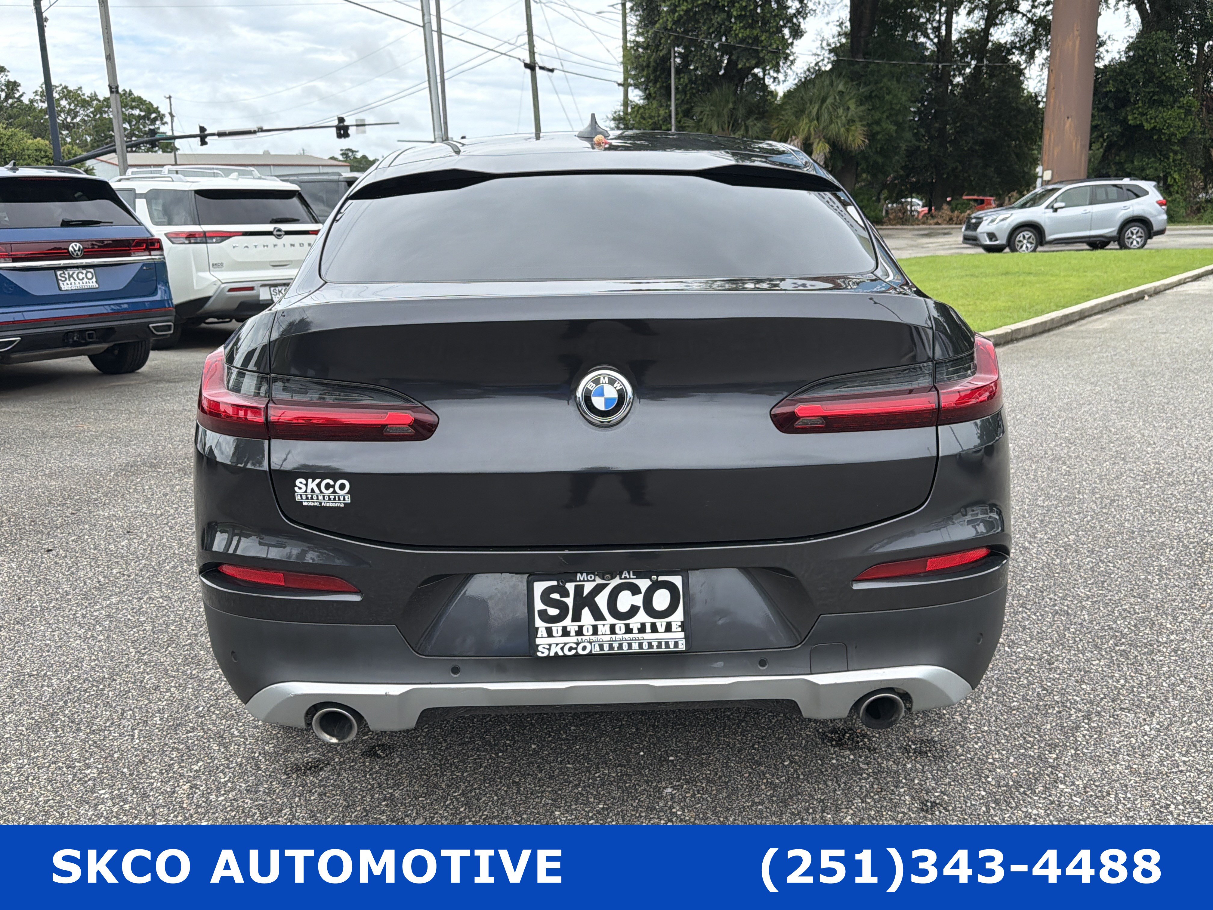 Used 2021 BMW X4 xDrive30i w/ Convenience Package AWD/4WD image 4
