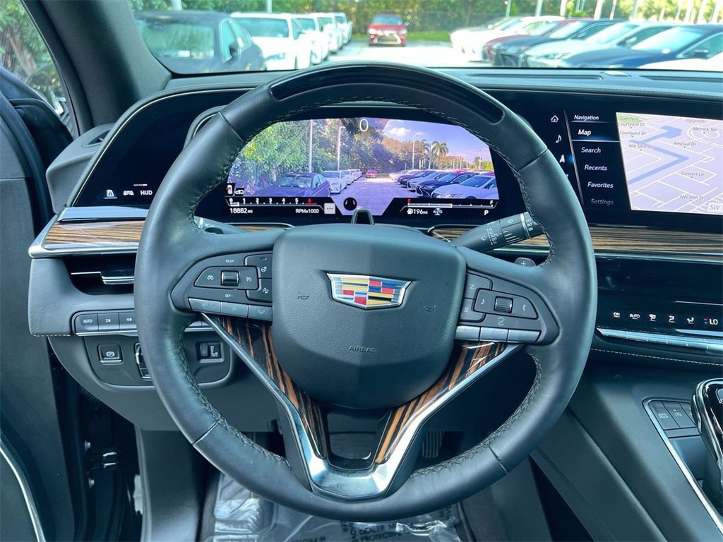 Used 2024 Cadillac Escalade ESV Premium Luxury w/ Performance Package image 13