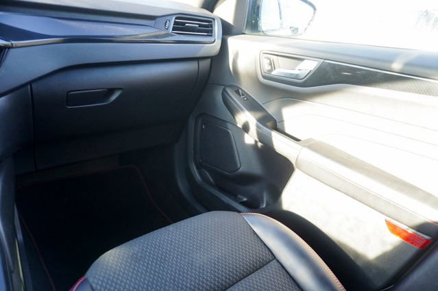 Used 2023 Ford Escape ST-Line image 27