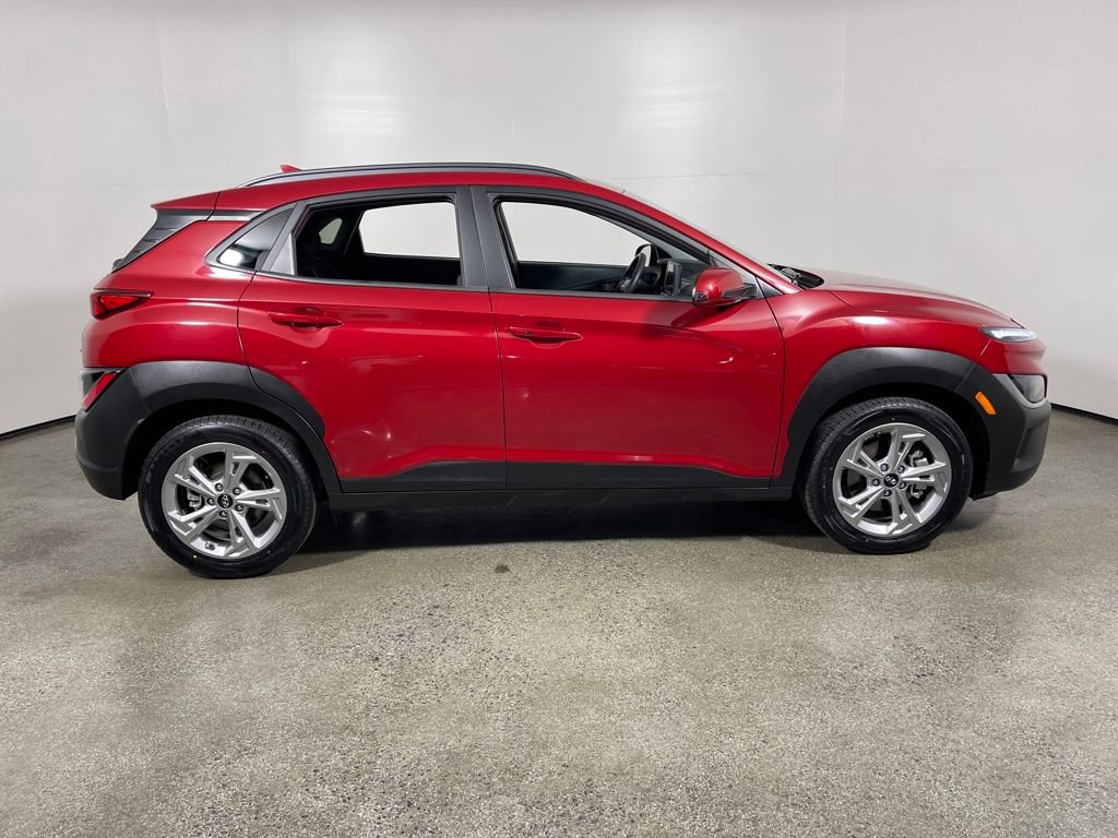 Used 2023 Hyundai Kona SEL image 2
