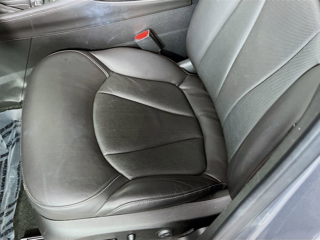 Certified 2020 Buick Envision Essence image 18