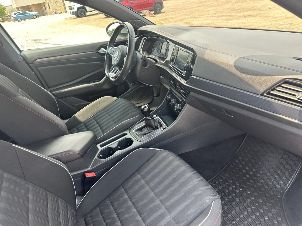 Used 2019 Volkswagen Jetta GLI FWD image 28