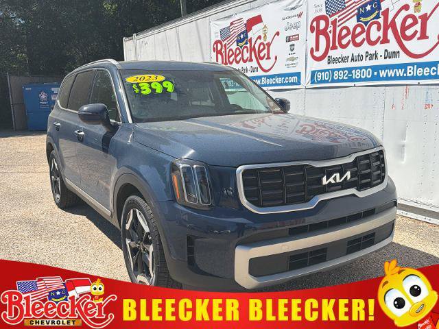 Used 2023 Kia Telluride S AWD/4WD image 1