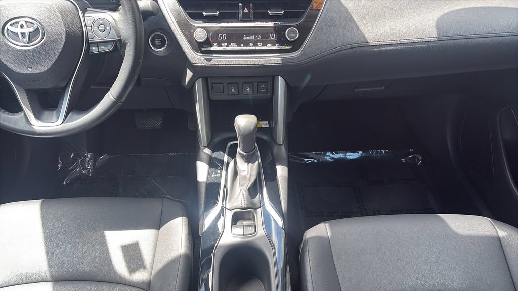 Used 2023 Toyota Corolla Cross XLE FWD image 16