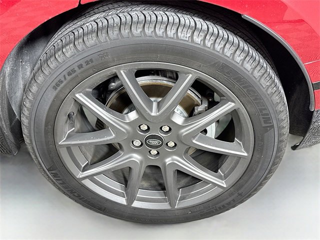 Used 2022 Land Rover Range Rover Velar R-Dynamic S image 33