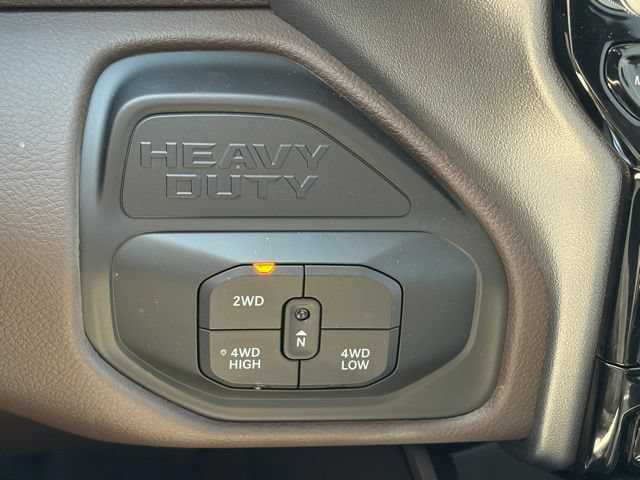 New 2026 RAM 3500 Laramie AWD/4WD image 28