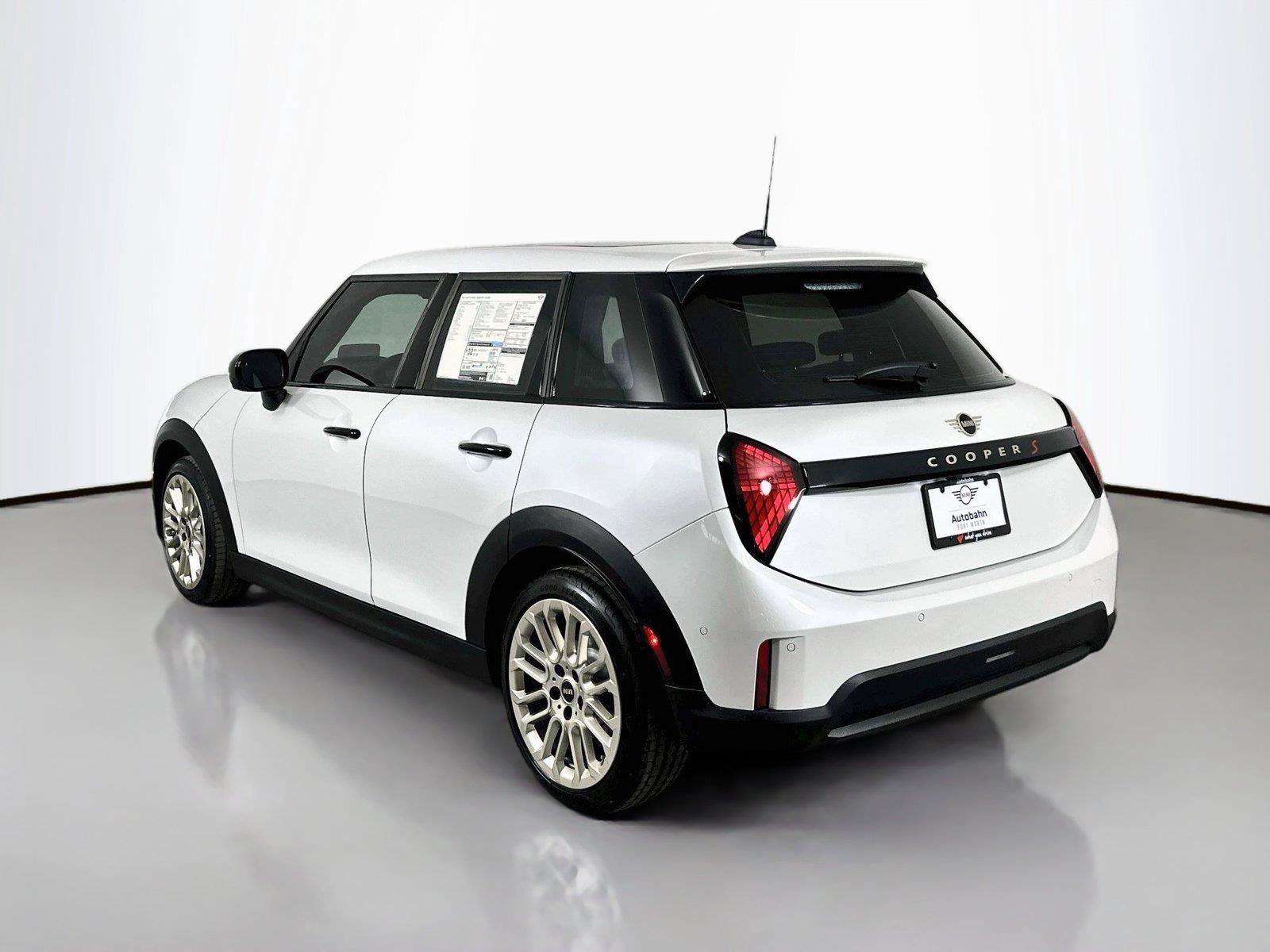 Used 2025 MINI Cooper S FWD image 6