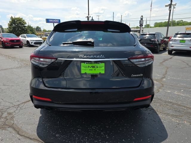 Used 2023 Maserati Levante Modena AWD/4WD image 6