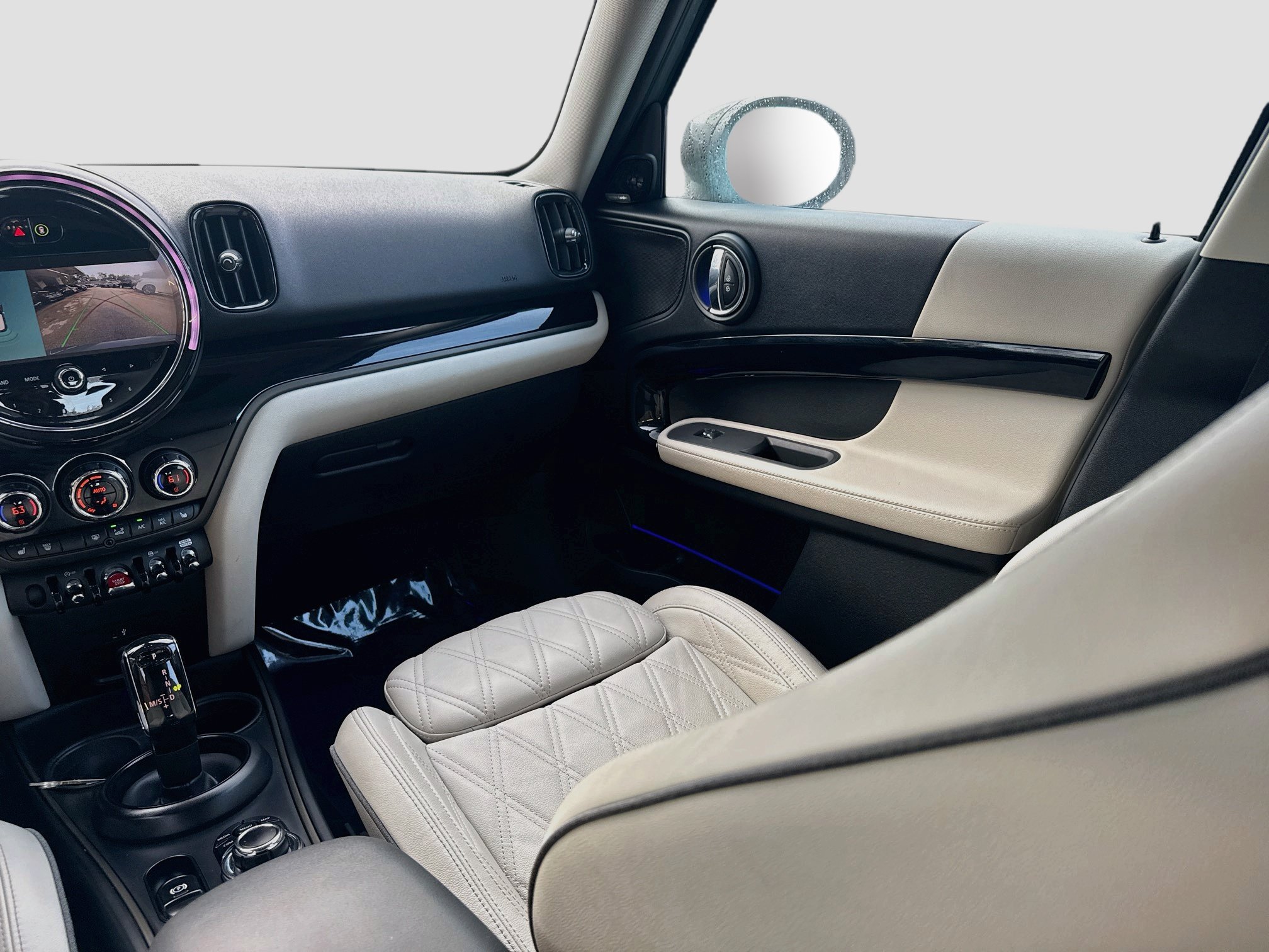 Used 2024 MINI Cooper Countryman S w/ Premium Package FWD image 19