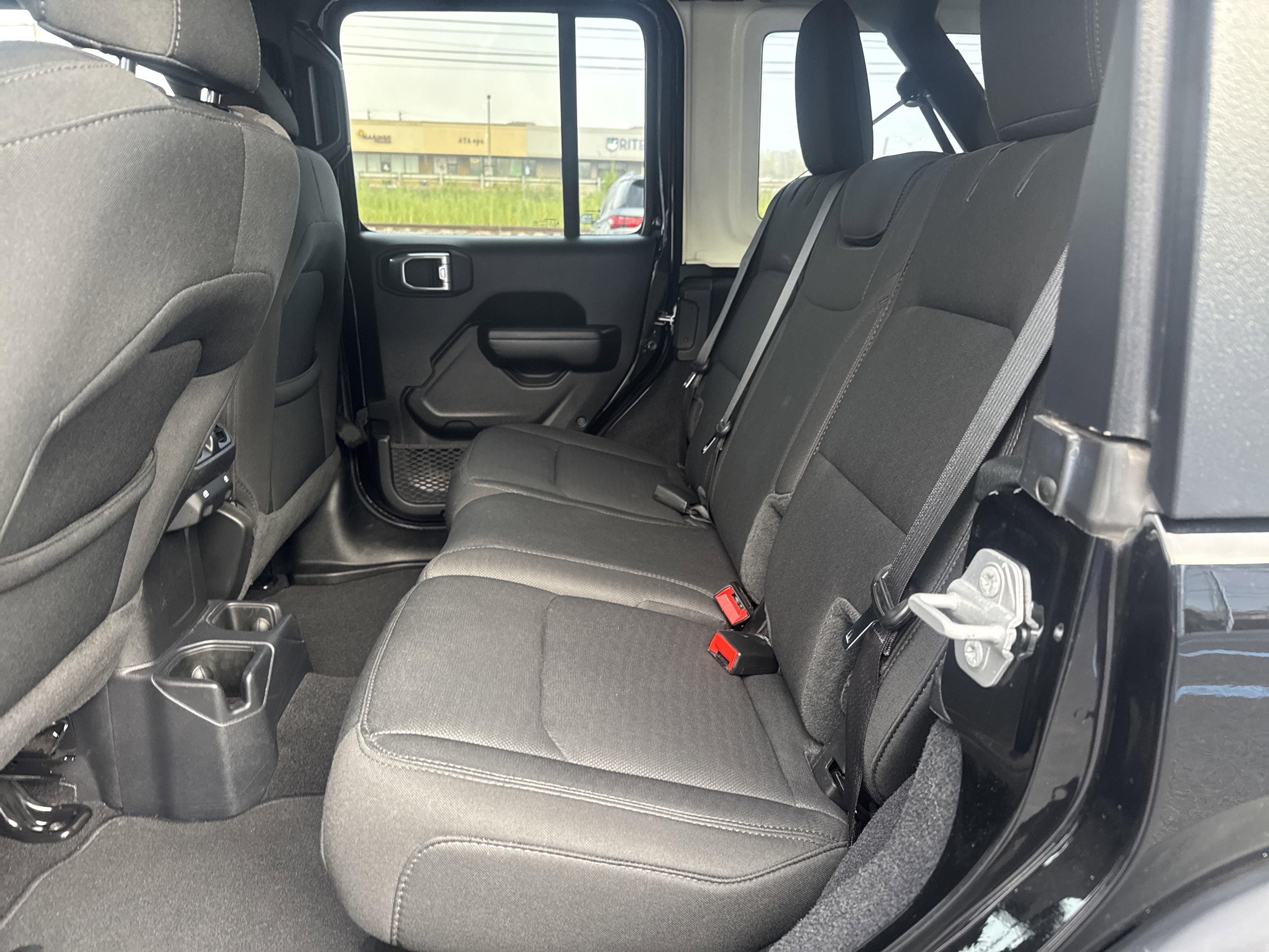 Used 2021 Jeep Wrangler Unlimited Sport image 13