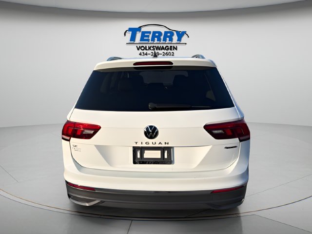 Certified 2022 Volkswagen Tiguan SE AWD/4WD image 3