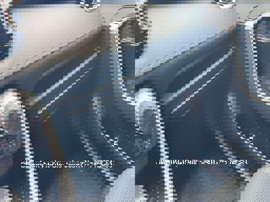 Used 2024 Toyota RAV4 LE image 36