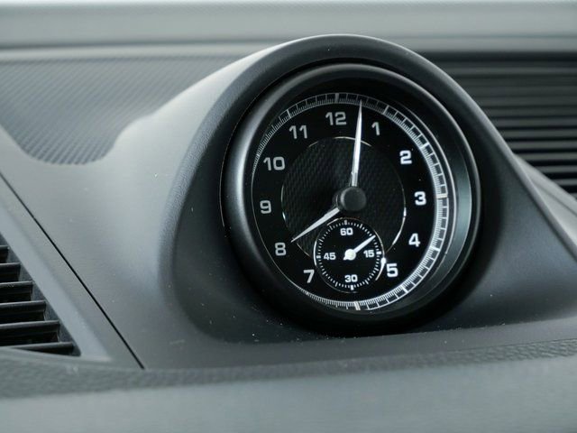 New 2026 Porsche Macan image 17