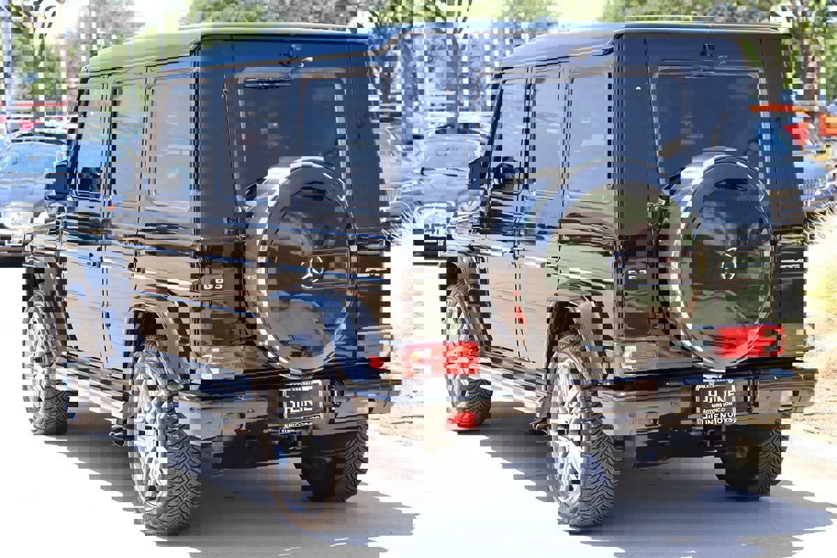 Used 2015 Mercedes-Benz G 63 AMG 4MATIC w/ PA6 Package image 8