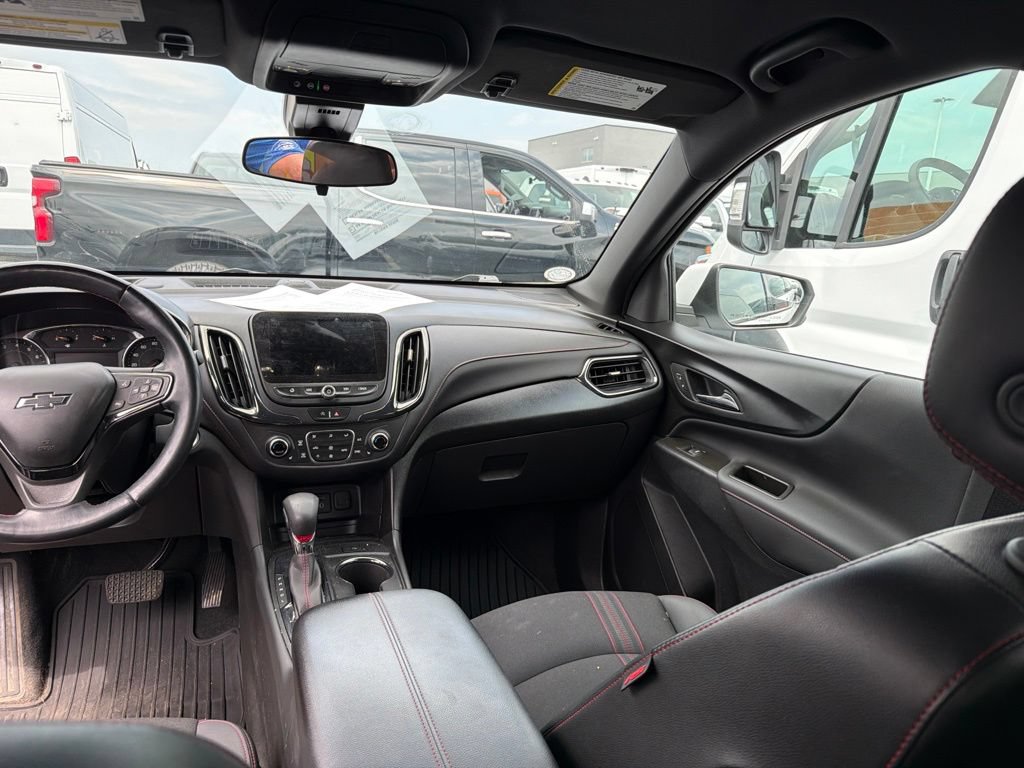 Used 2023 Chevrolet Equinox RS FWD image 23