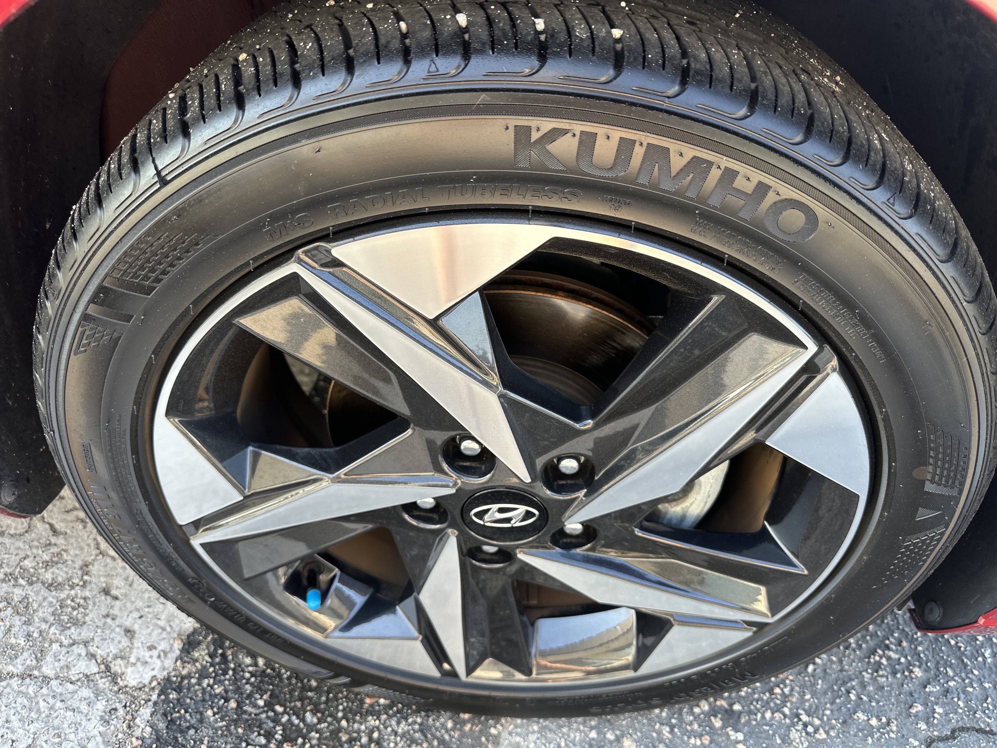 Used 2023 Hyundai Elantra SEL w/ Convenience Package FWD image 6