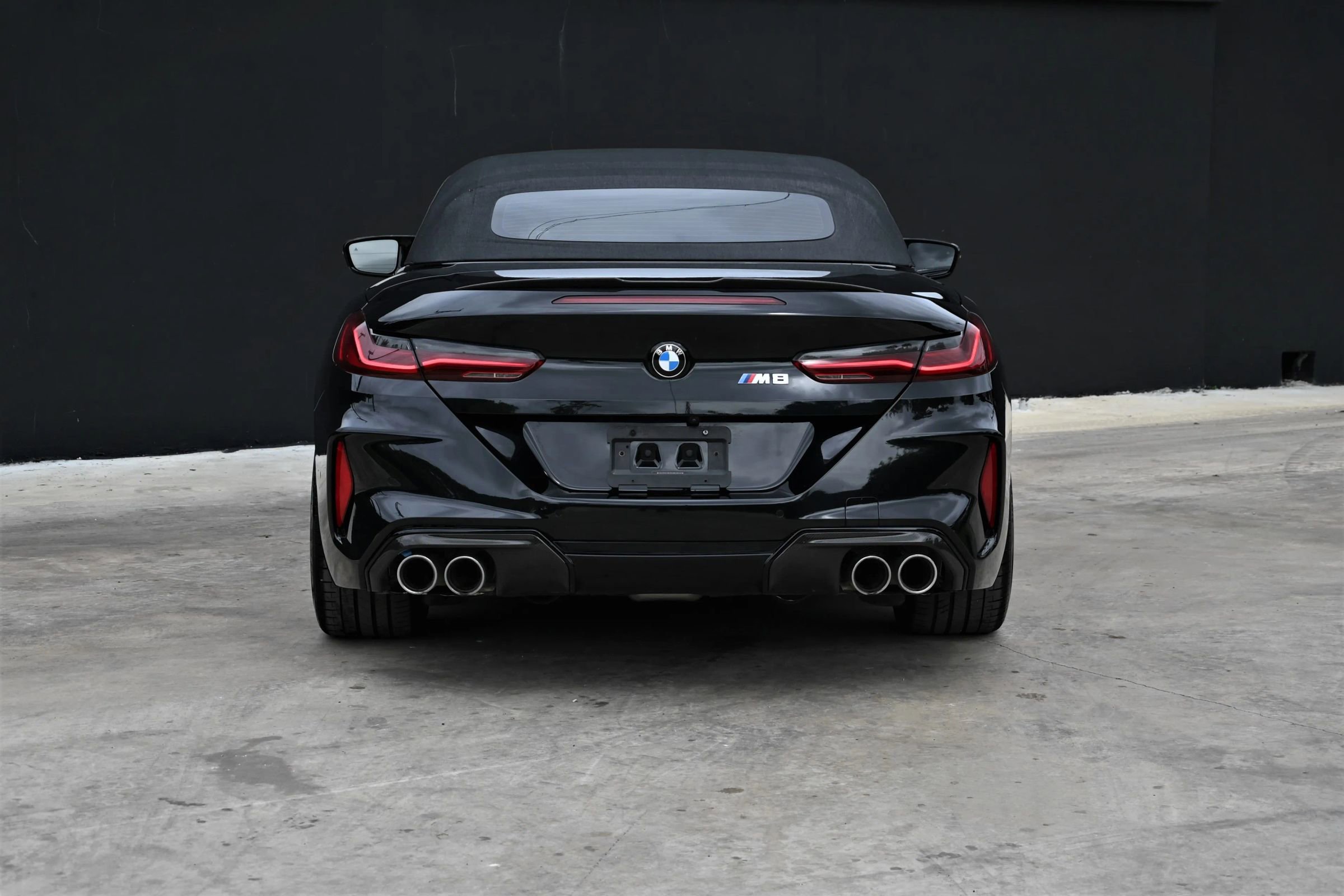 Used 2020 BMW M8 Convertible 2D w/ M Carbon Exterior Package image 9