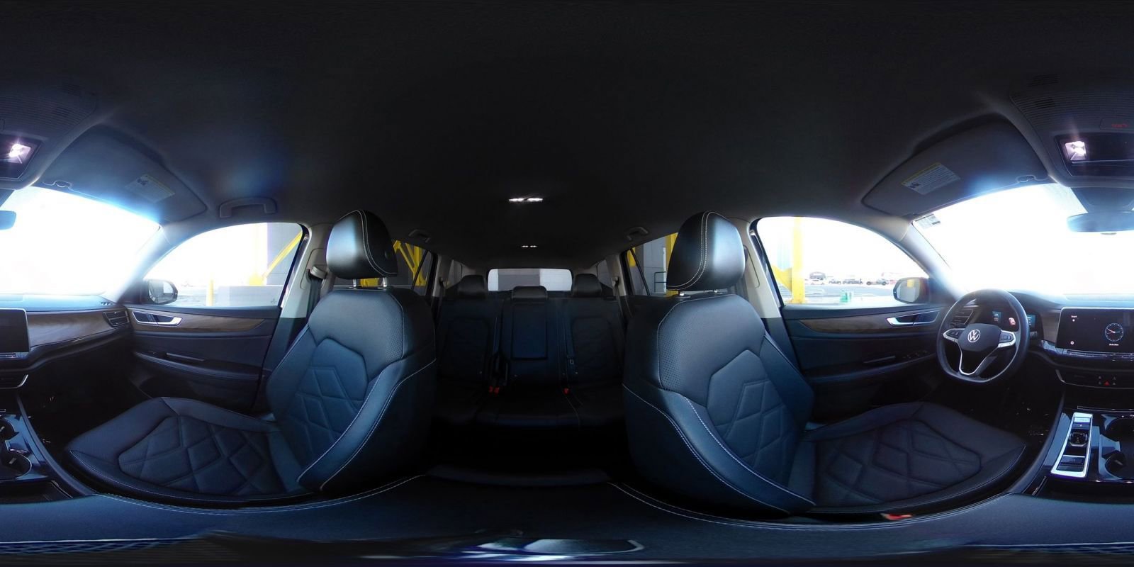 Used 2025 Volkswagen Atlas SE FWD image 41