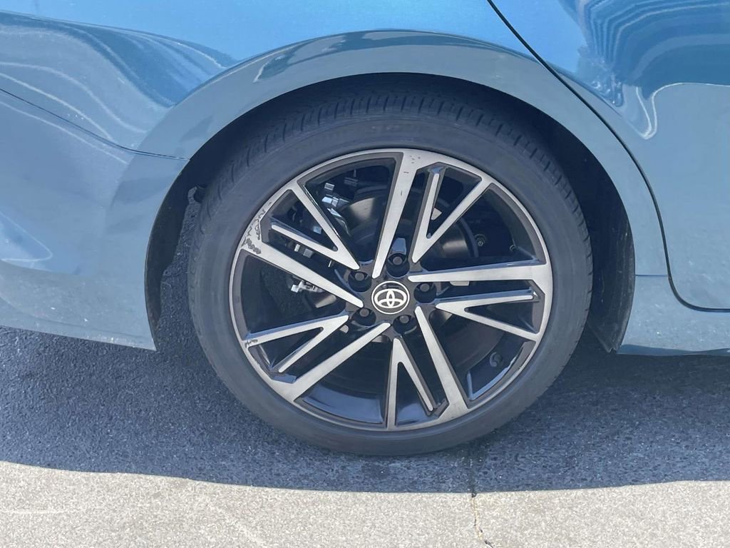 Used 2025 Toyota Camry XSE FWD image 28