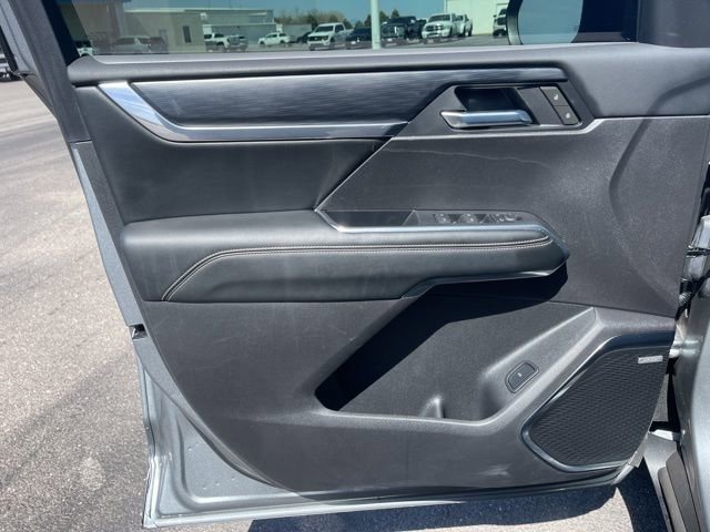 Used 2025 GMC Acadia Elevation image 21