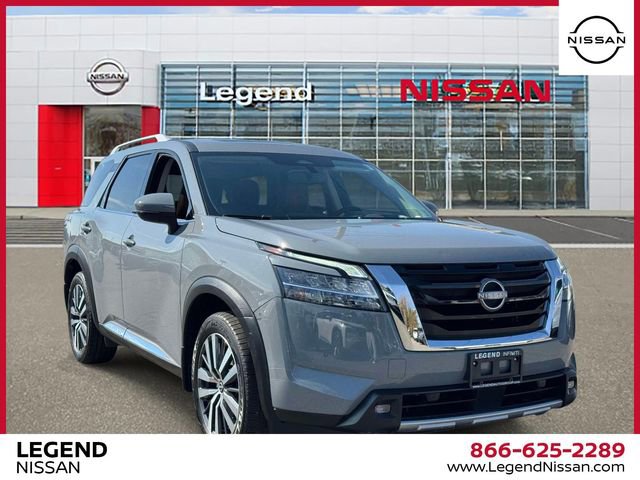 Used 2022 Nissan Pathfinder Platinum image 1