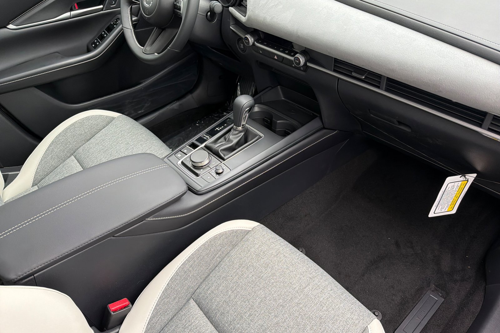 New 2026 MAZDA CX-30 Aire Edition AWD/4WD image 17
