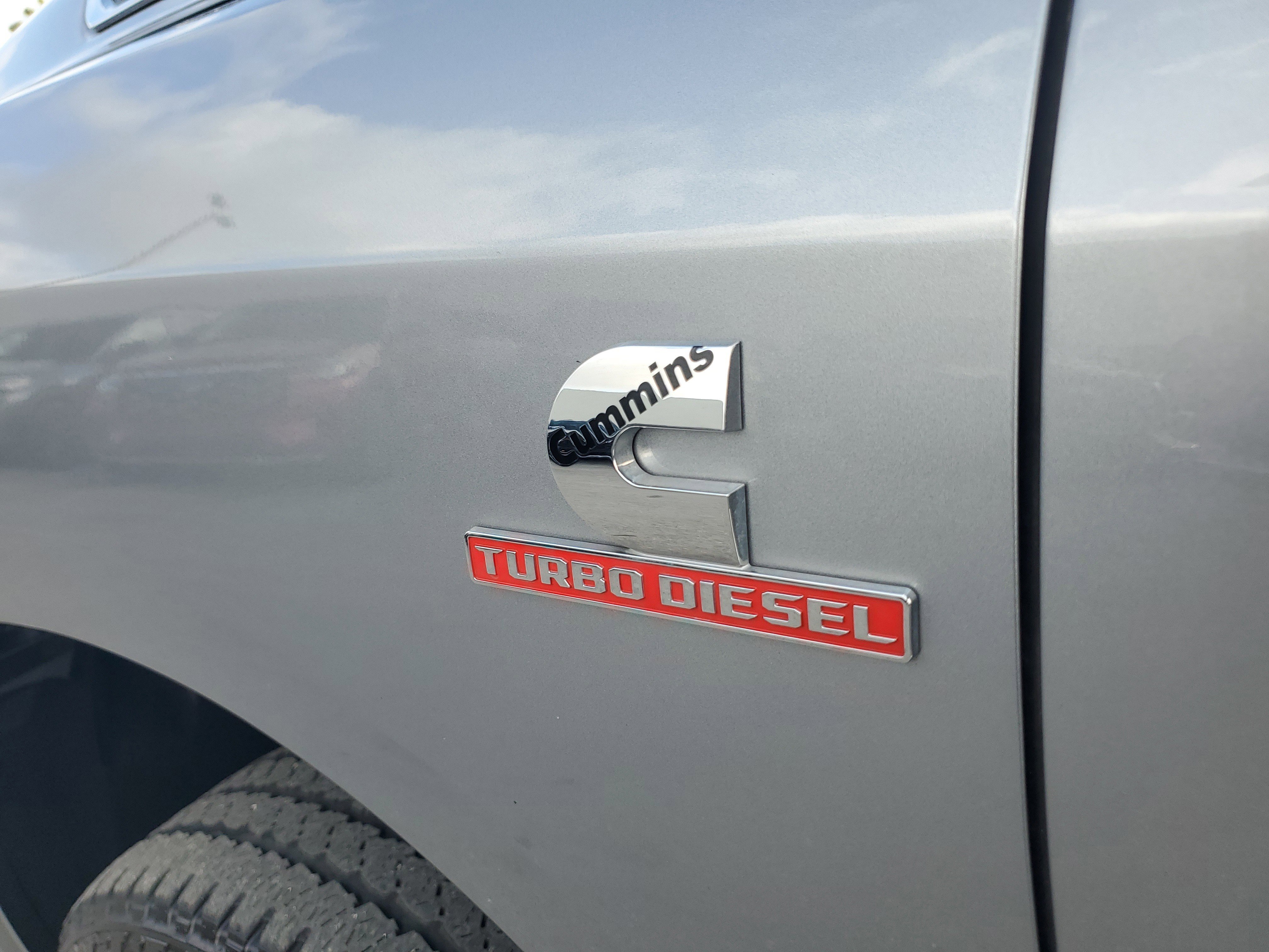 Used 2024 RAM 2500 Laramie image 30