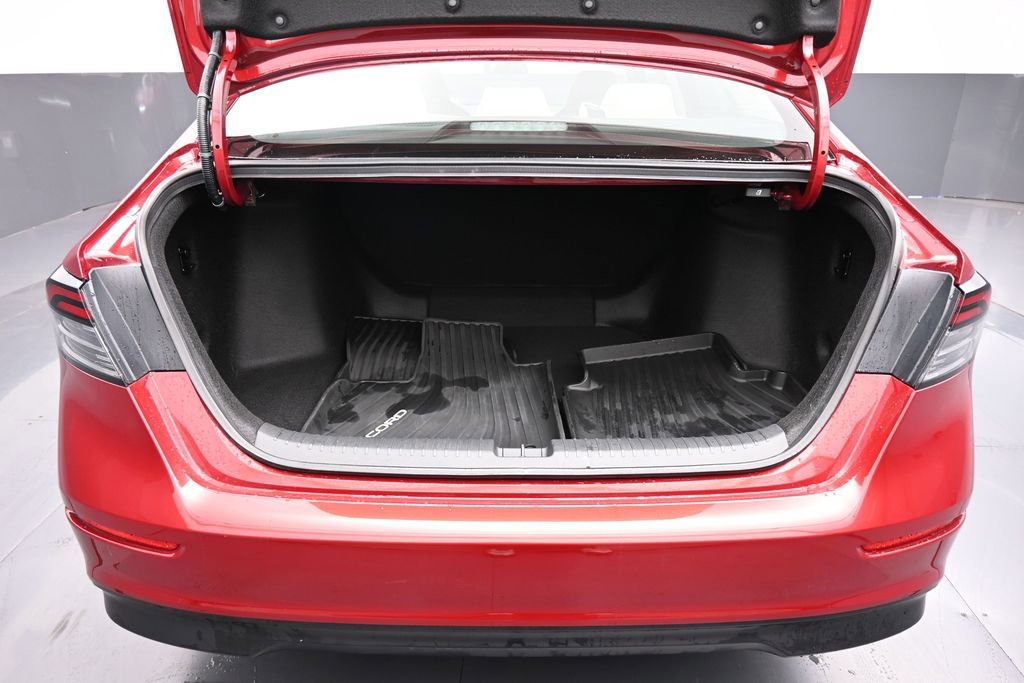 Certified 2024 Honda Accord LX image 27
