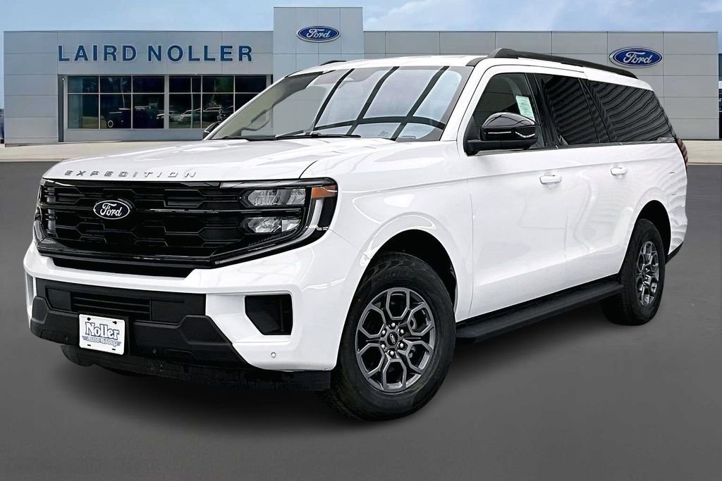 New 2025 Ford Expedition Max Active image 1