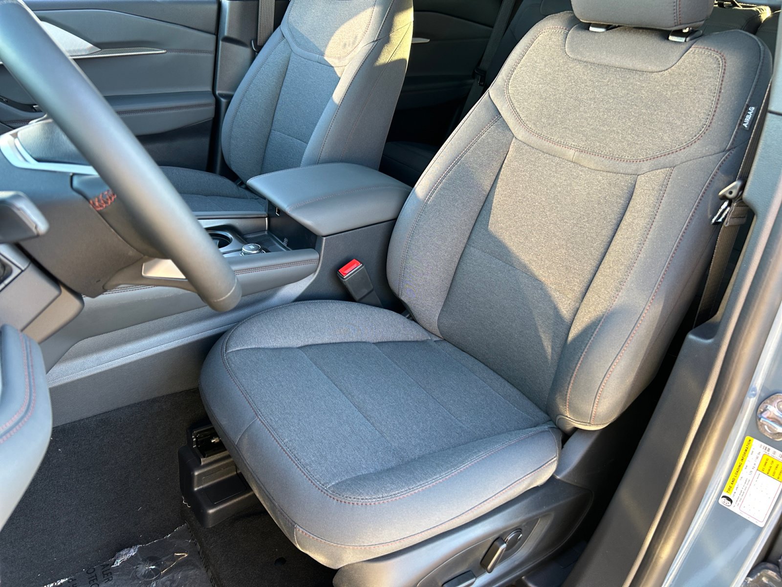 New 2027 Ford Explorer Active RWD image 14