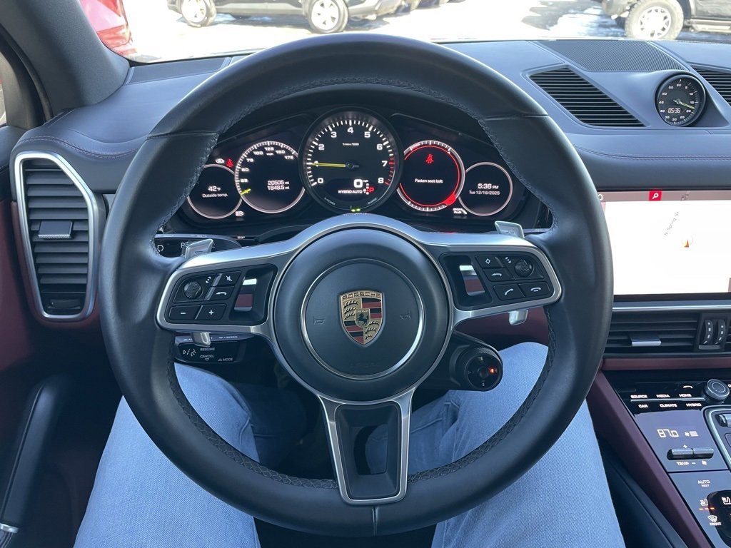 Used 2021 Porsche Cayenne Base image 29