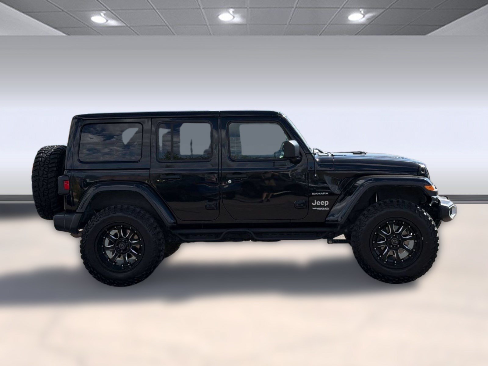 Used 2020 Jeep Wrangler Unlimited Sahara w/ Uconnect 4C Nav & Sound Group AWD/4WD image 8