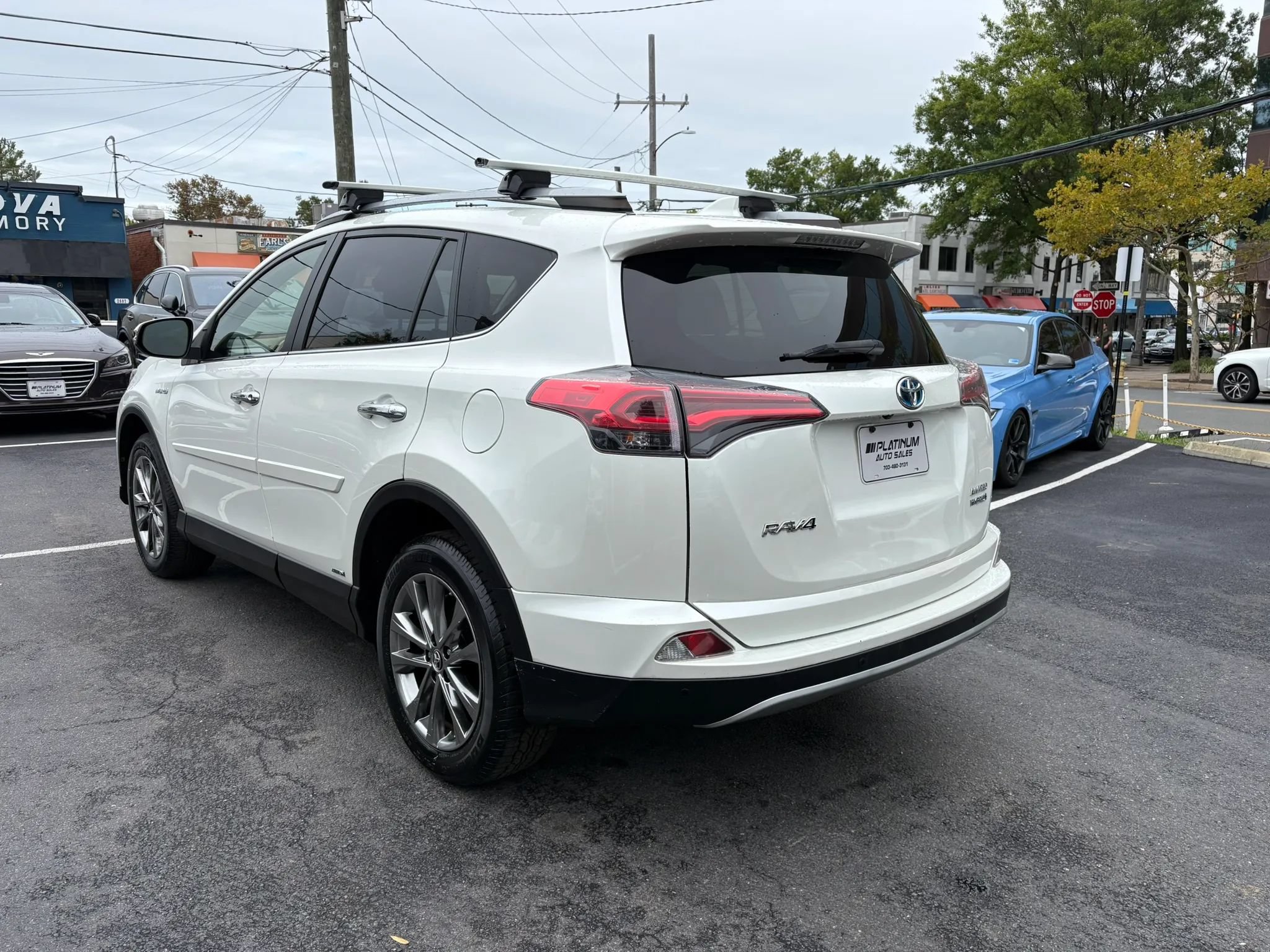 Used 2017 Toyota RAV4 Limited w/ All Weather Liner Package AWD/4WD image 6