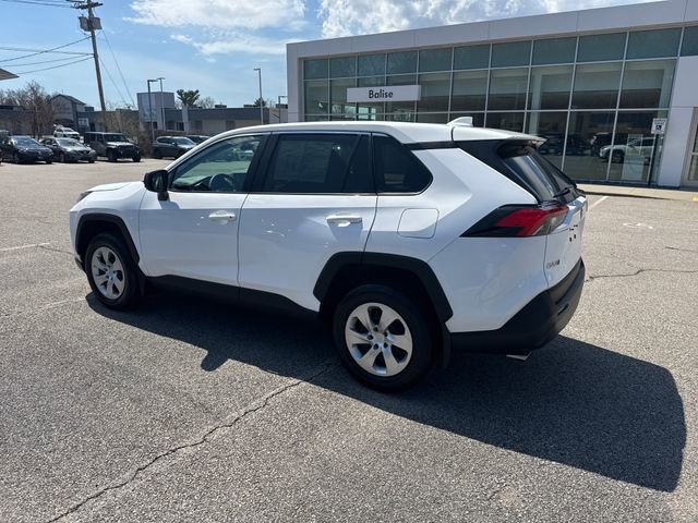 Used 2023 Toyota RAV4 LE AWD/4WD image 5