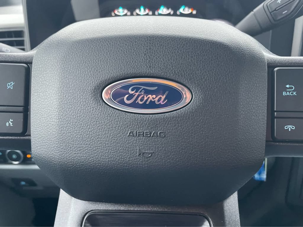 New 2026 Ford F350 XL w/ STX Appearance Package AWD/4WD image 17