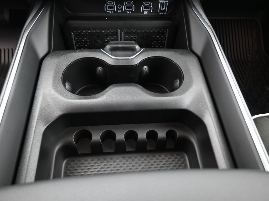 New 2026 RAM 1500 Laramie w/ Night Edition image 31