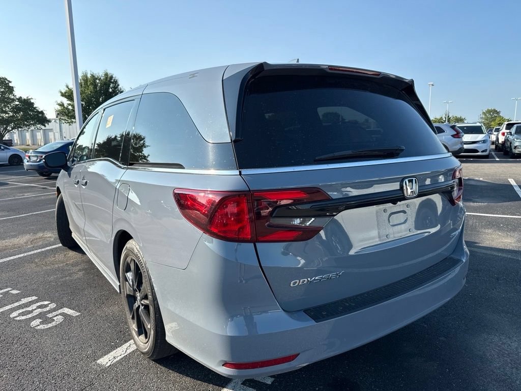 Used 2023 Honda Odyssey Sport image 10