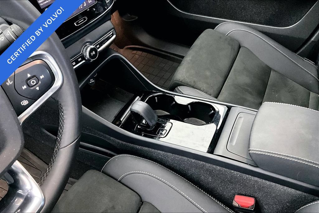 Certified 2023 Volvo XC40 Recharge Ultimate AWD/4WD image 16