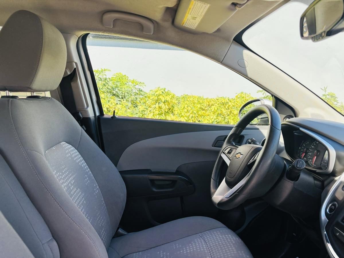 Used 2020 Chevrolet Sonic LT image 14