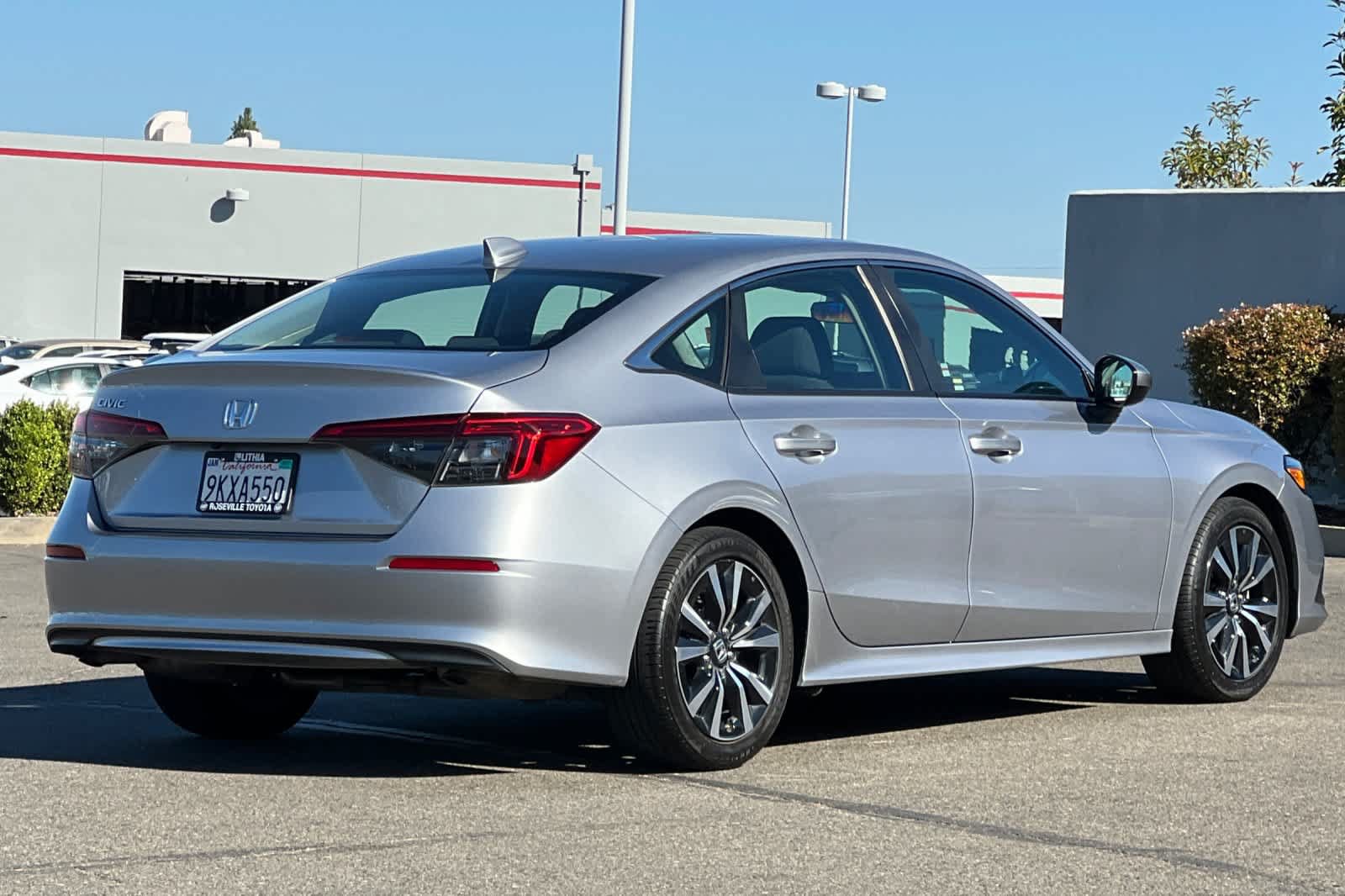 Used 2024 Honda Civic EX image 2