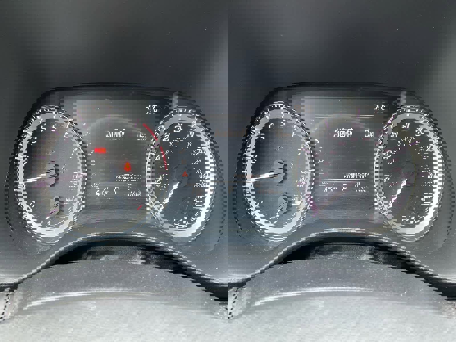 Used 2023 Toyota Highlander L image 19