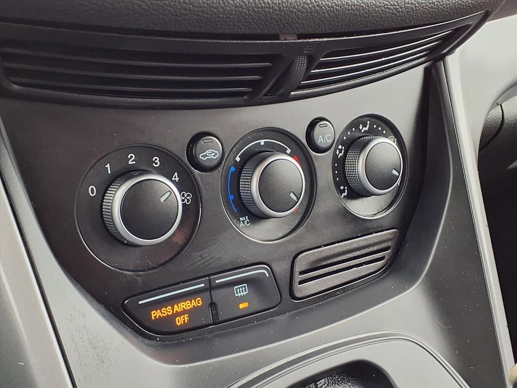 Used 2016 Ford Escape SE image 28