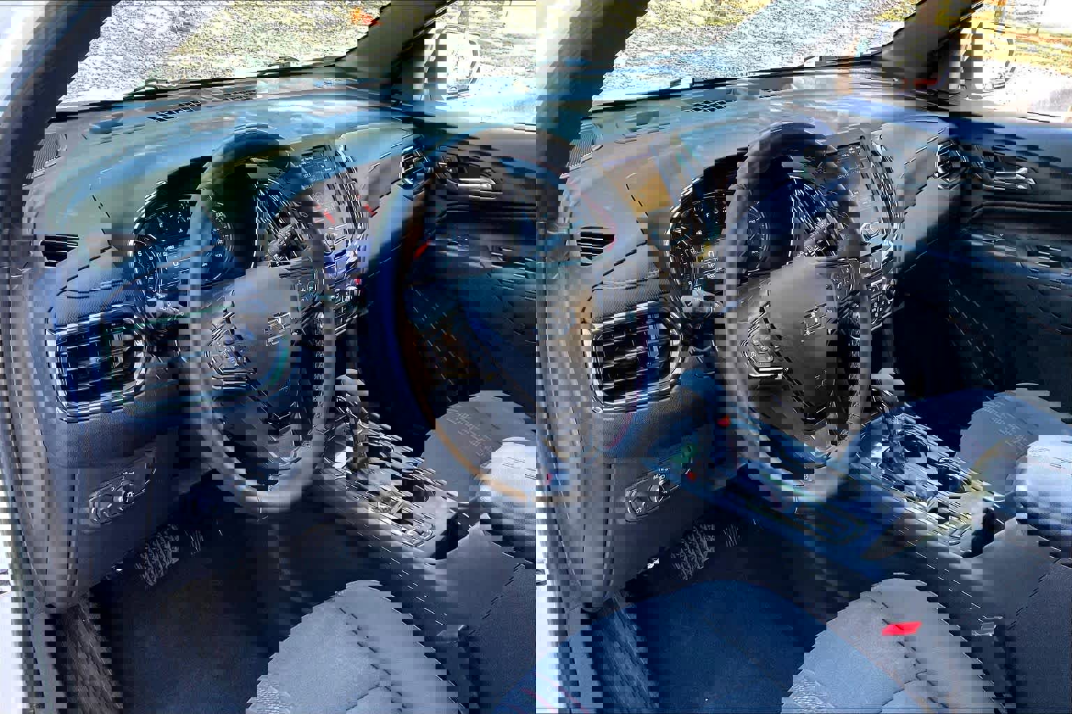 Used 2023 Chevrolet Equinox RS image 15