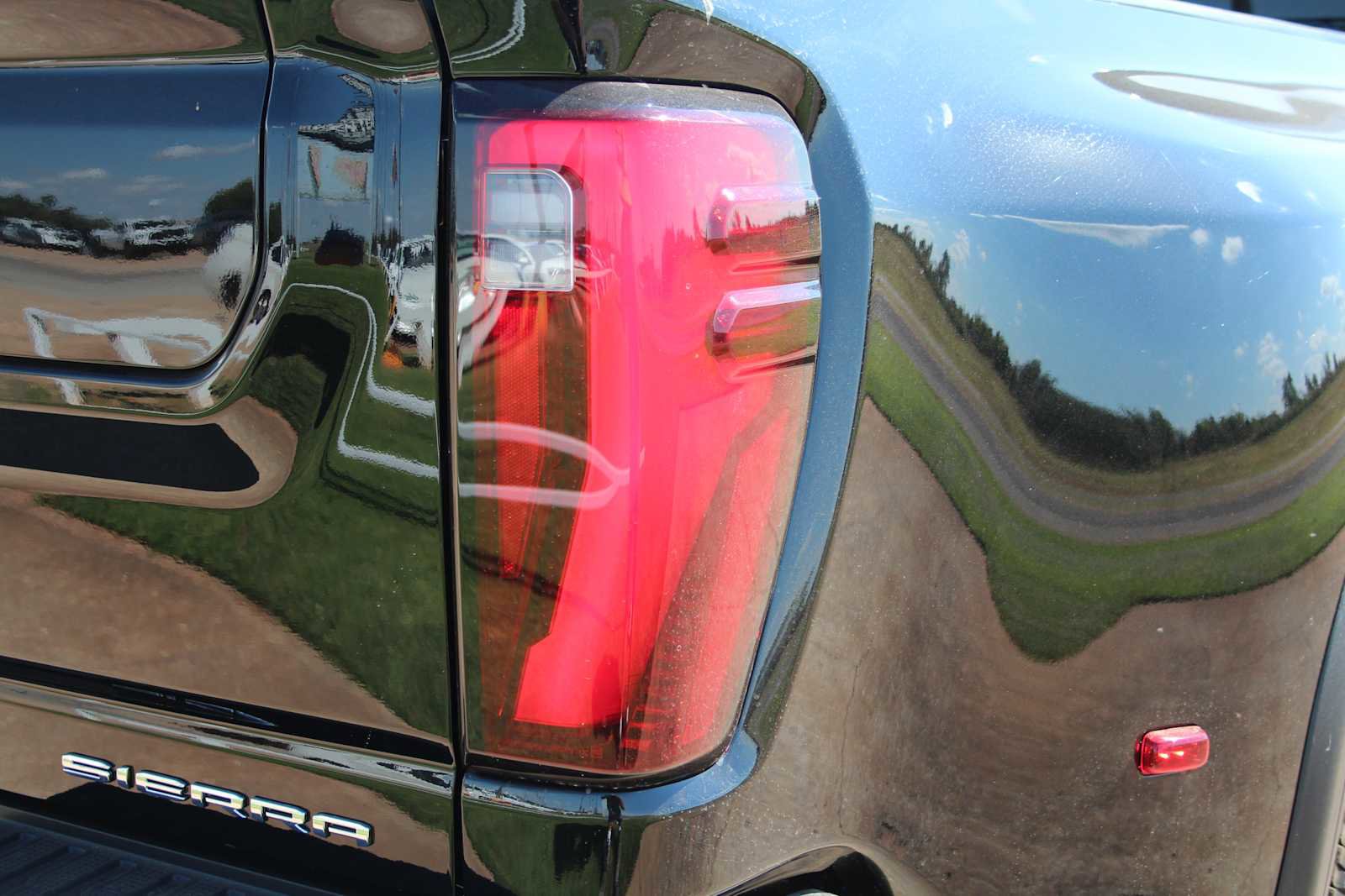 New 2026 GMC Sierra 3500 Denali Ultimate image 13